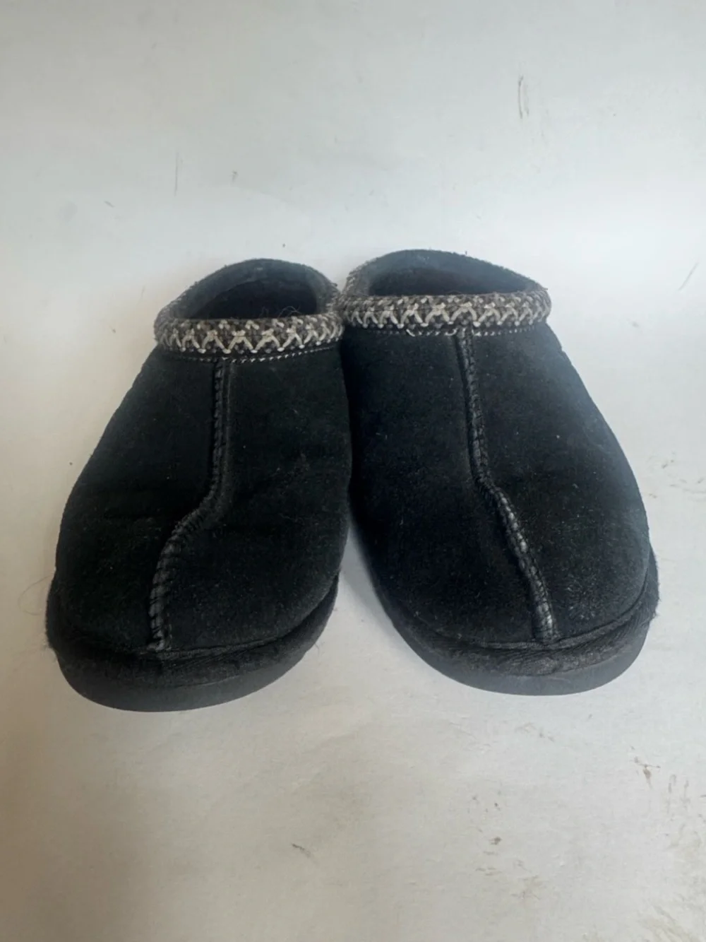 UGG Tazman Slipper Mules Child Size 5  = Womsns 6/7 Black Suede GUC $100